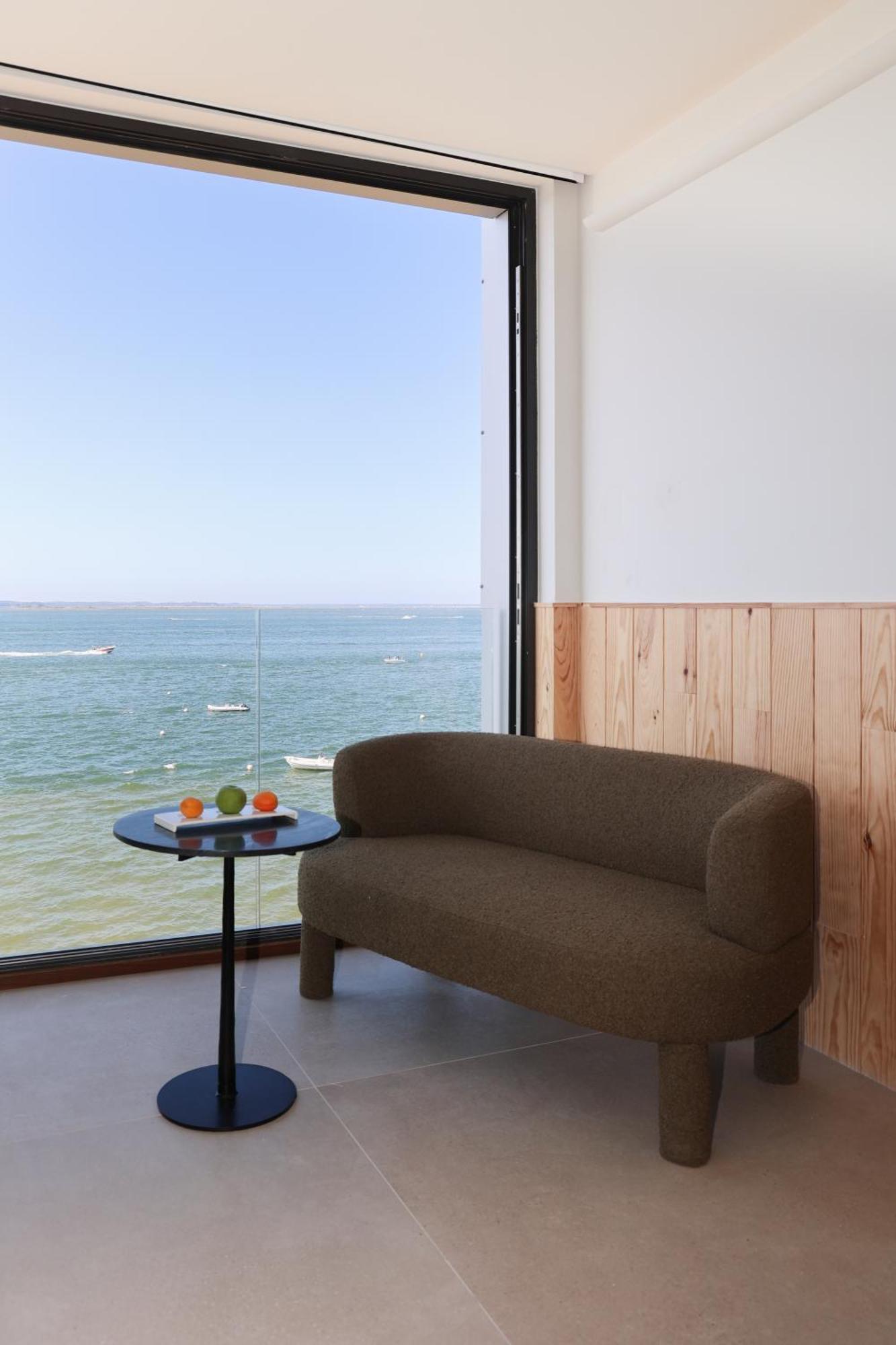 Hotel Les Vagues & Arcachon