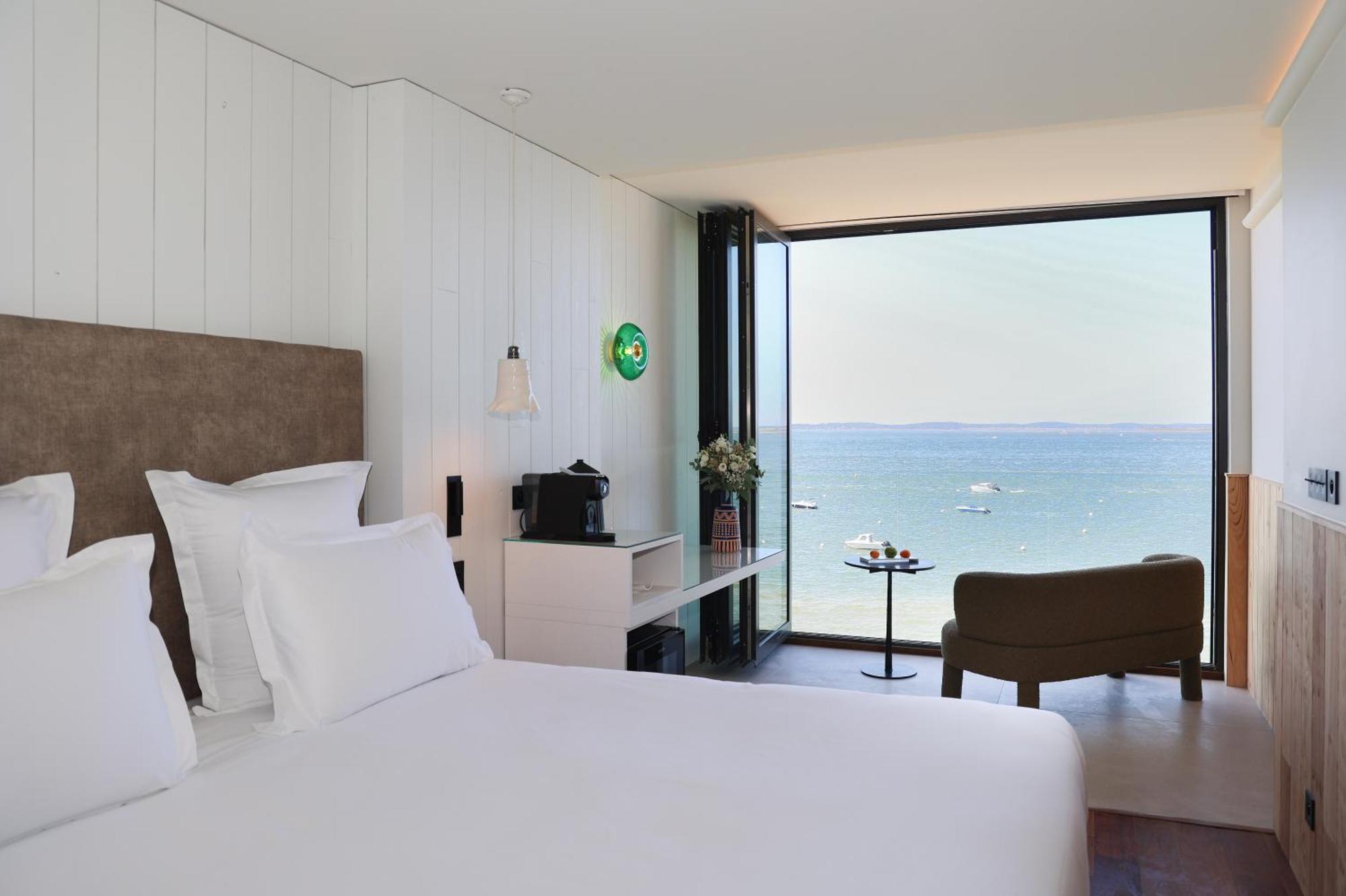 Hotel Les Vagues & 5*