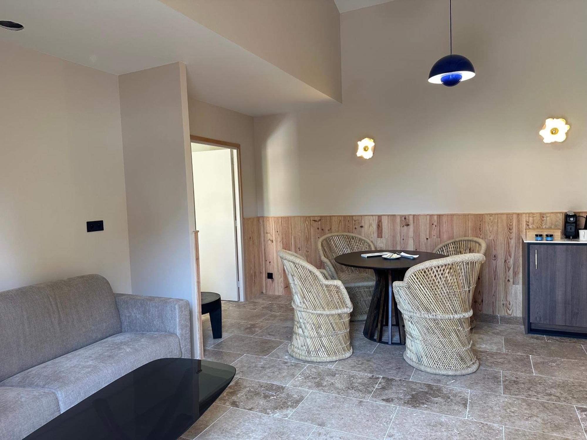 Hotel Les Vagues & Arcachon